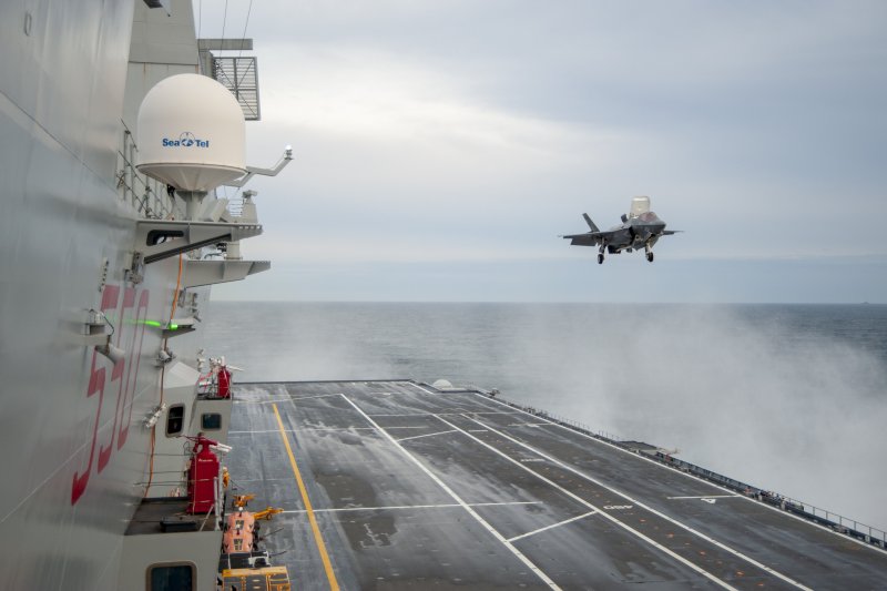 24 Марта 2021 f-35 япосноке море