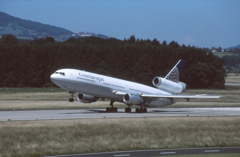 MCDONNELL Douglas DC-10 обои