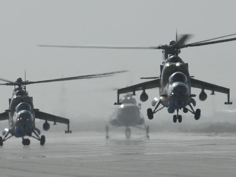 Ми-24 вертолёт взлет