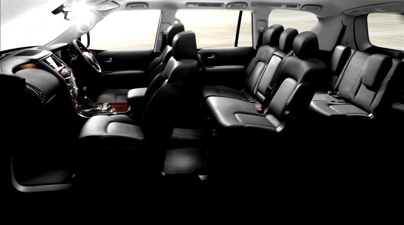Nissan Patrol 2010 7 мест
