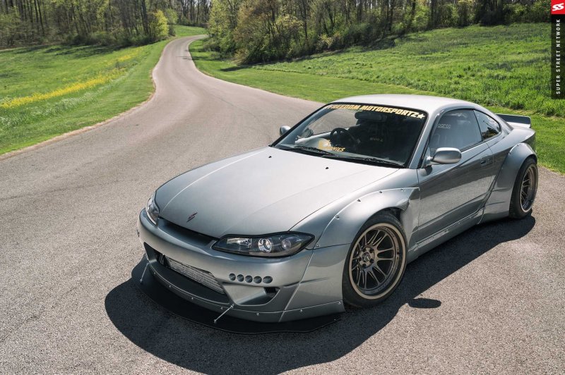 Nissan Silvia s15