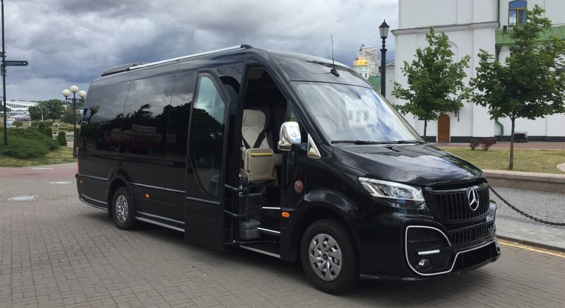 Mercedes Sprinter 2020 черный