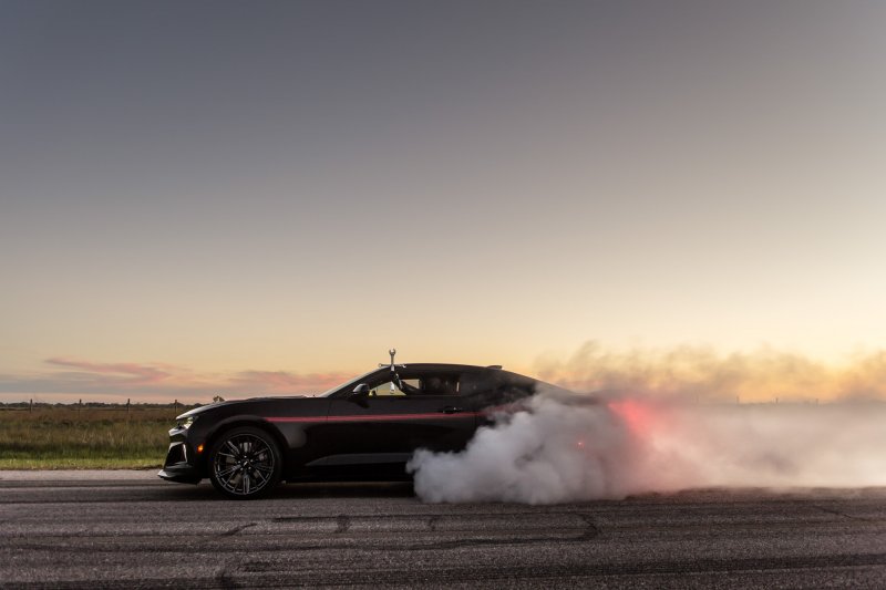 Chevrolet Camaro zl1 Hennessey