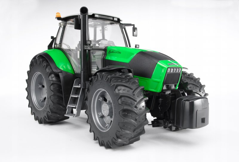 Брудер трактор Deutz