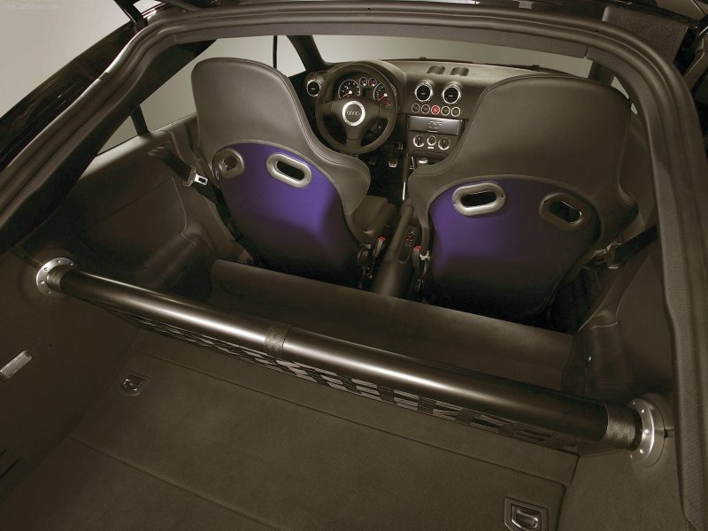 Audi TT 2006 салон