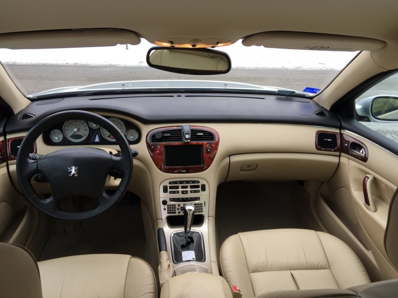 Peugeot 607 интерьер