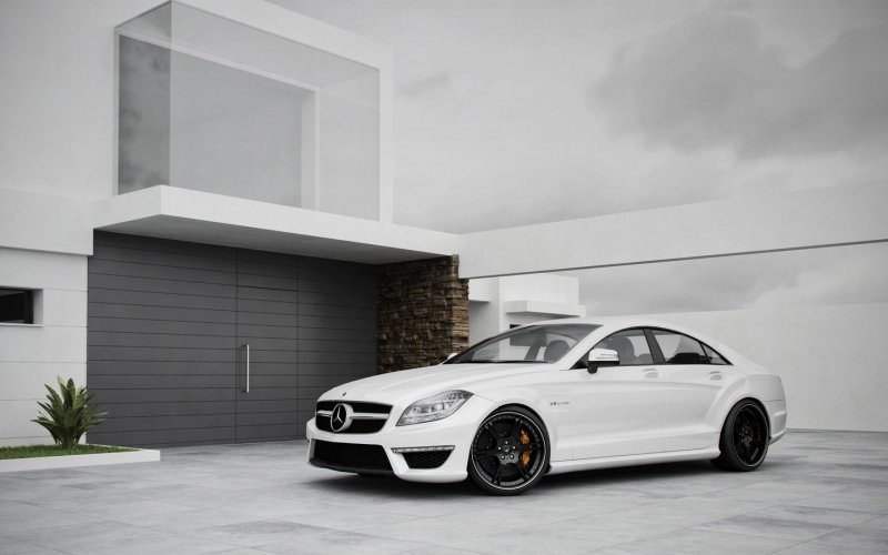 Mercedes Benz CLS 63 AMG белый