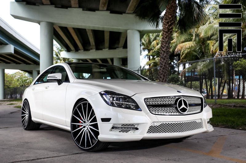 Mercedes-Benz w218