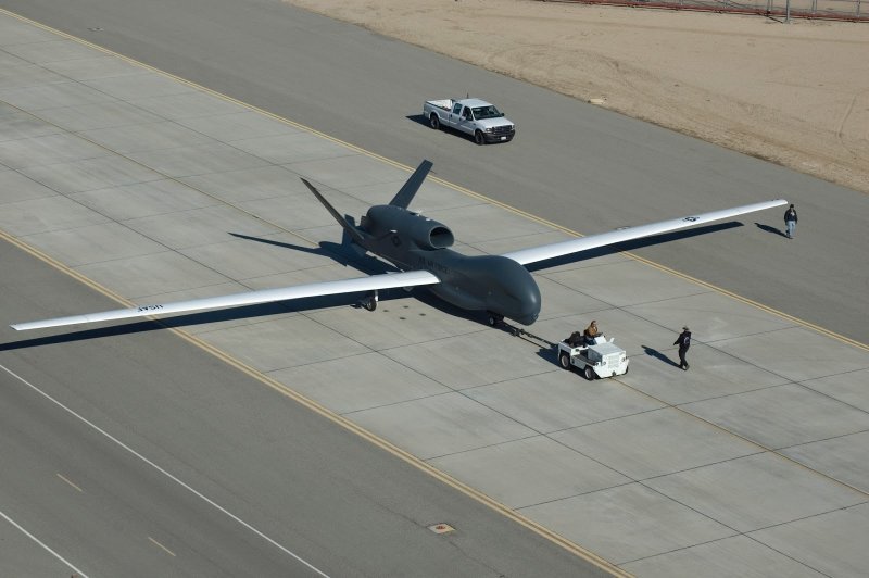 Беспилотник RQ-4b Global Hawk