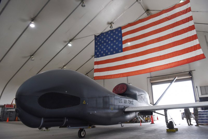 Бла RQ-4b Global Hawk
