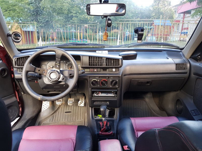 Peugeot 405 mi16 салон