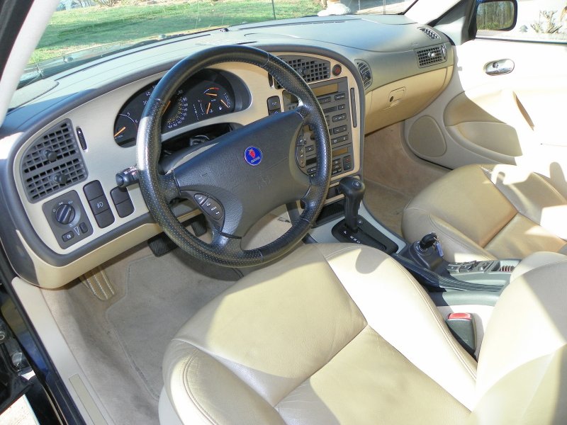 Saab 9-5 2002 салон