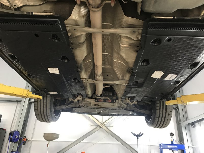 Днище Skoda Octavia a7 1,8