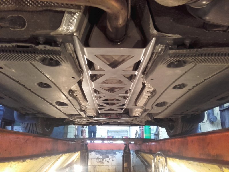 Днище Skoda Octavia a7 1,8