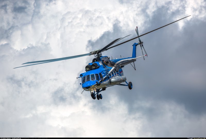 Ми-8 вертолёт
