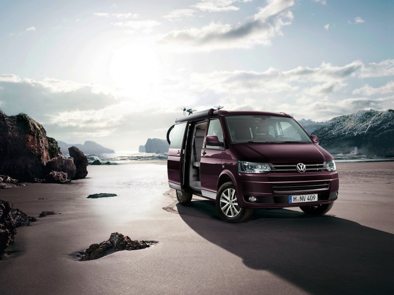 Volkswagen Transporter с прицепом