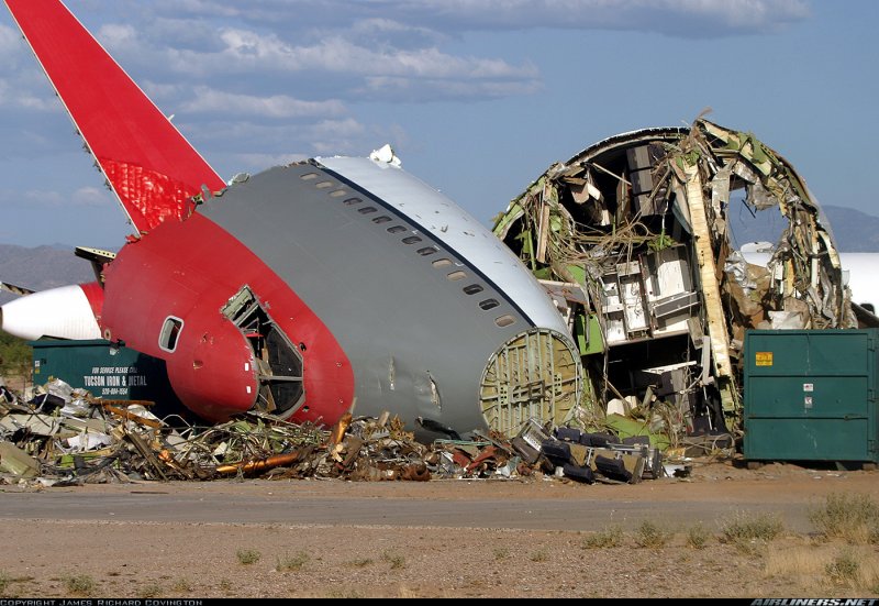 Списанный Боинг 747