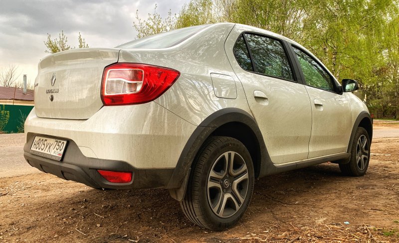 Renault Logan Stepway базальт