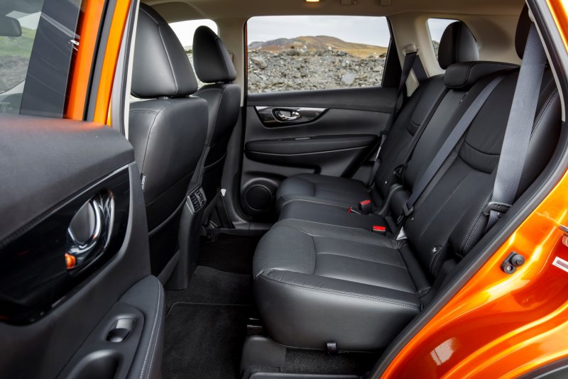Nissan x Trail 2017 интерьер