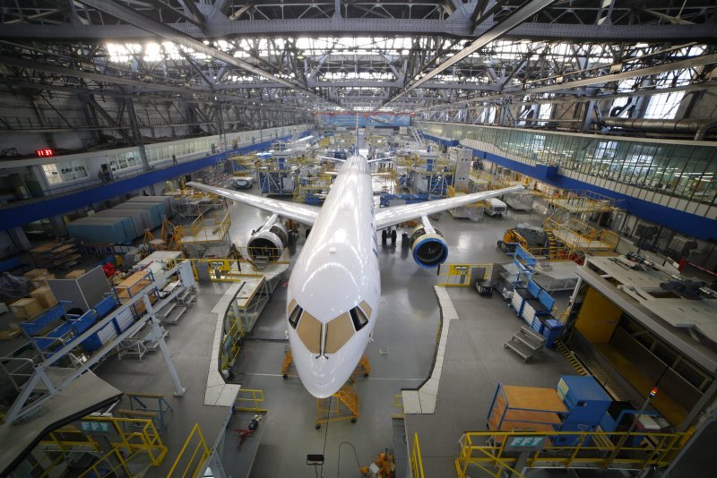 Сборка самолетов МС-21