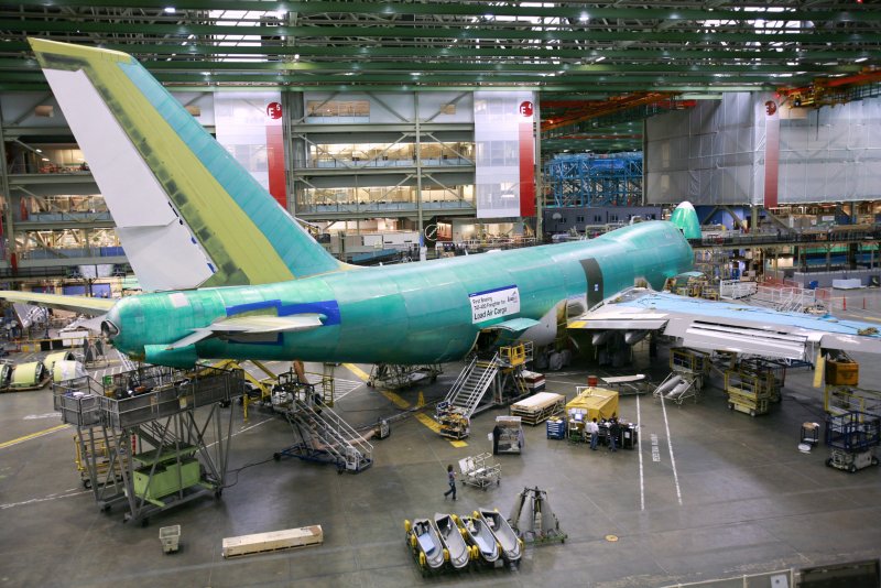 Завод Боинг 747