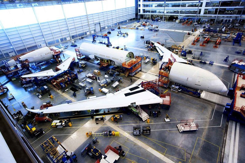 Завод Боинг 747