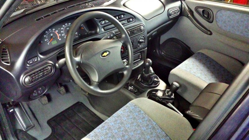 Chevrolet Niva салон 2005