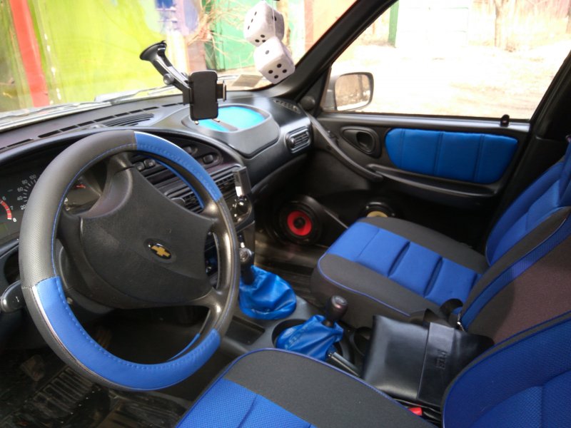 Chevrolet Niva салон 2007