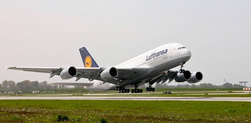 А380 800 900 1000 Люфтганза