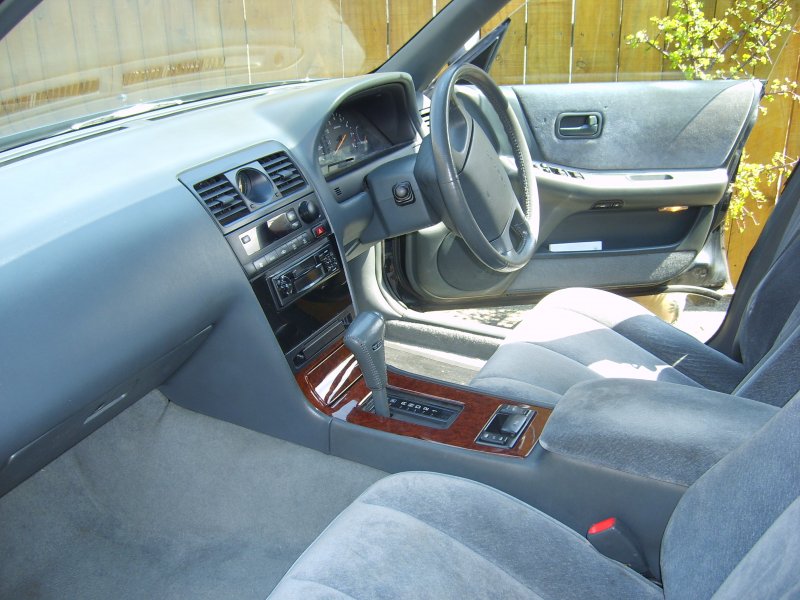 Nissan Laurel c35 Club s салон