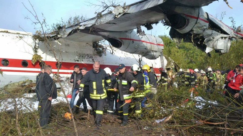 Под Львовом разбился АН 12