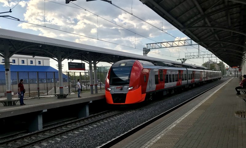 Поезд Ласточка Санкт-Петербург Московский вокзал