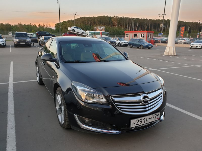 Опель Инсигния 2013 2.0 турбо