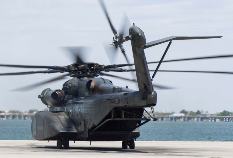 MH-53e Sea Dragon