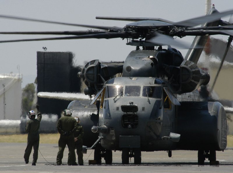 MH-53 Sea Dragon