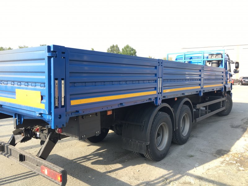 Бортовой грузовик КАМАЗ 65117