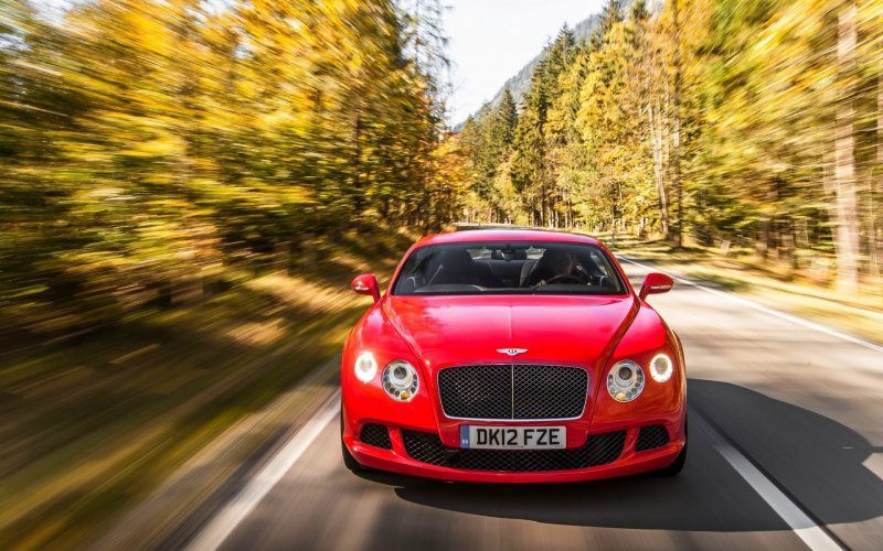 Bentley Continental gt красный