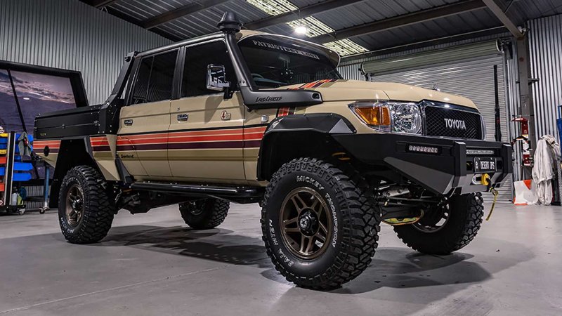 Toyota Land Cruiser 70 off Road Tuning