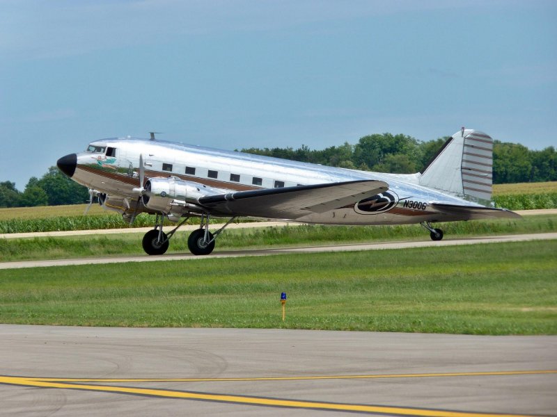 DC-3 Дуглас