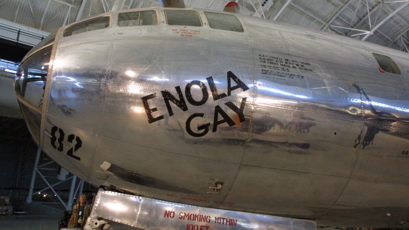 B-29 «Enola gay» бомбивший Хиросиму в 1945 году в цвете