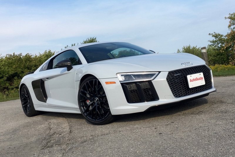 Новая Audi r8
