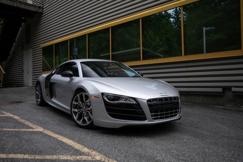 Audi r8 Silver