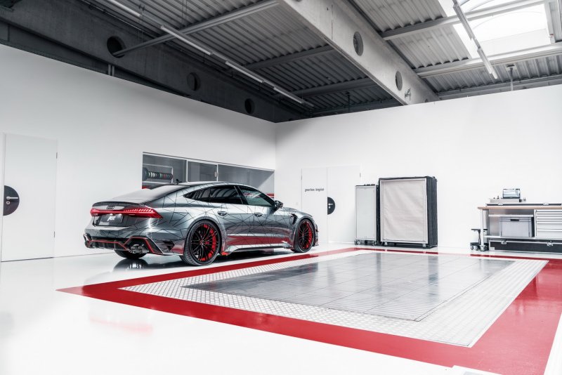 Ауди r8 v10 Plus 2019