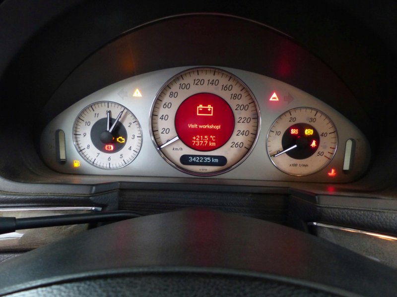 Приборная панель Mercedes w211 индикаторы