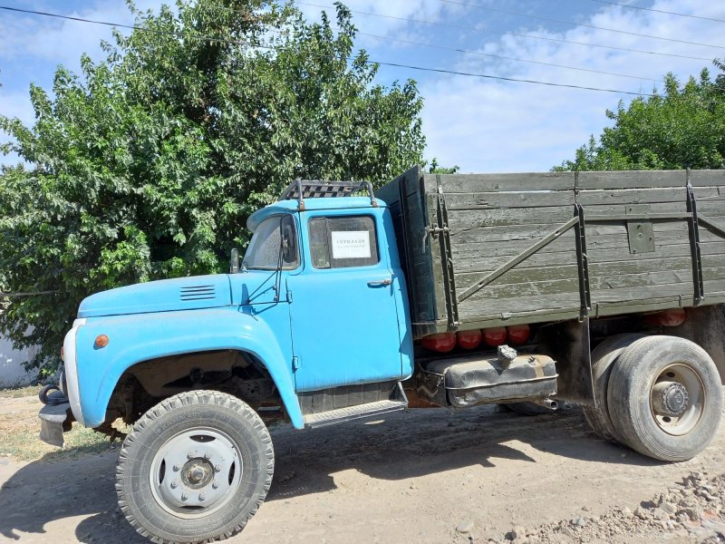 ЗИЛ 130 грузовой бортовой