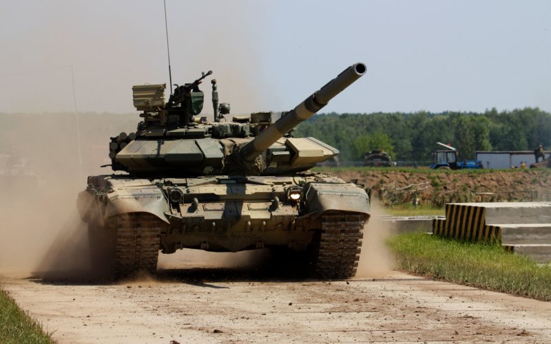 Абрамс против т-90
