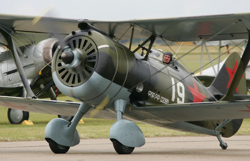 Истребитель СССР И-15