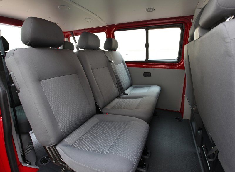 Volkswagen Transporter t5 Комби