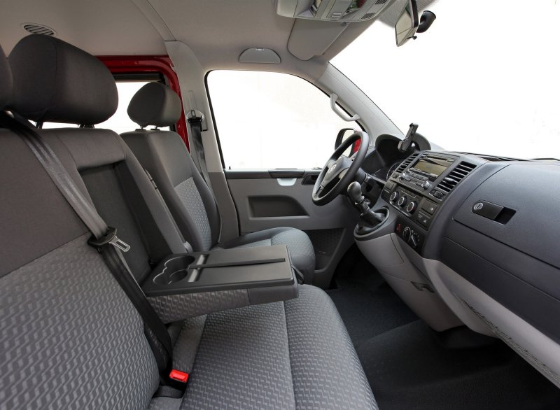 Volkswagen Transporter 2008 салон