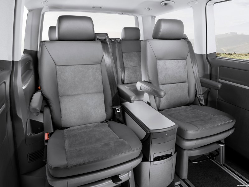 Микроавтобус Volkswagen Caravelle t5